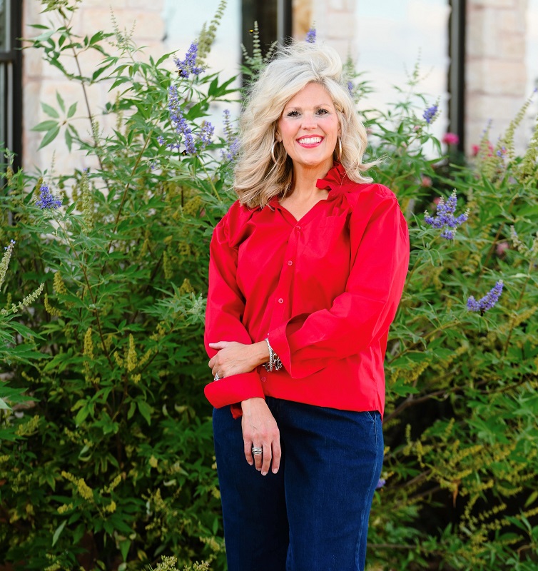 Dr. Lyndi Smart